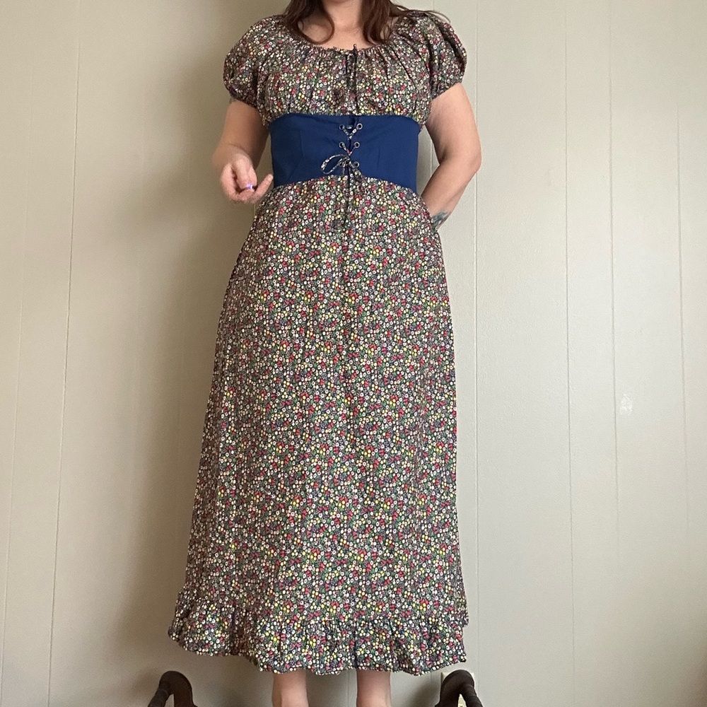 Fun colorful vintage flower power hippie dress blue corset like front